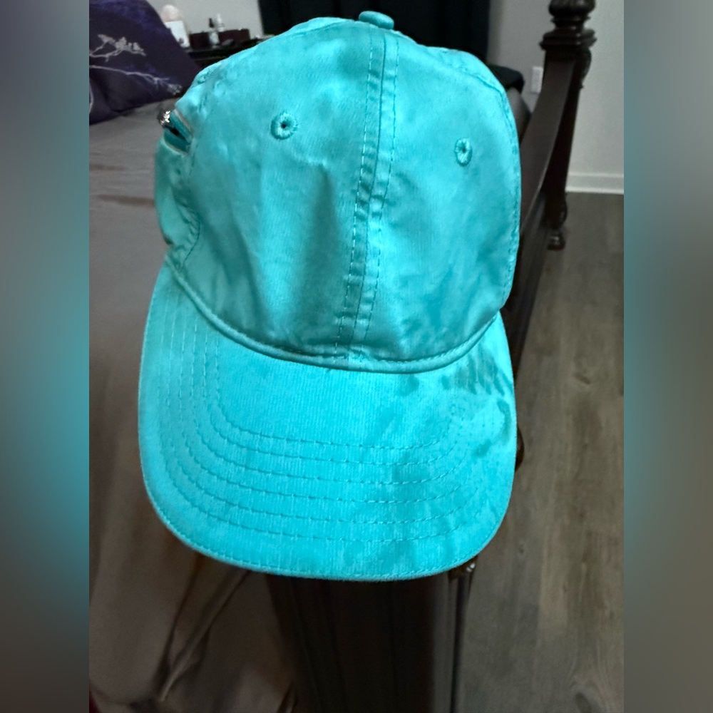 Lululemon Teal running hat- women